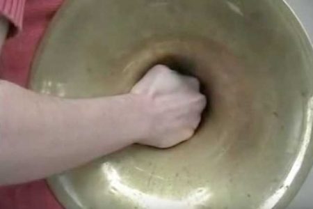 Stopped Horn: Technique for French Horn